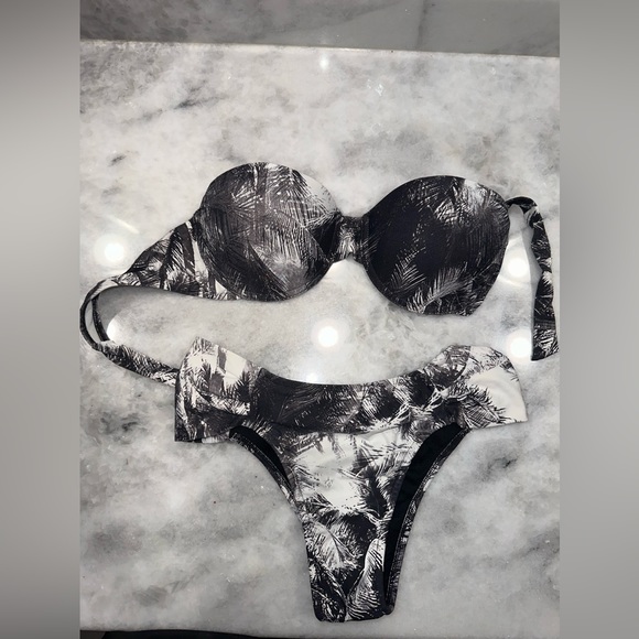 Push up bikini - Picture 1 of 6